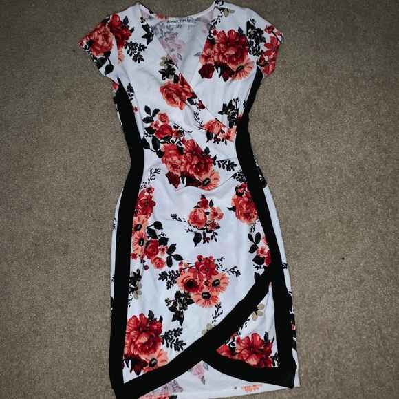 Dress - Picture 1 of 2